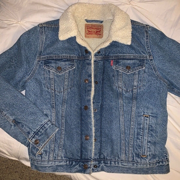 Levi's Jackets & Blazers - Levis Sherpa Trucker Jacket